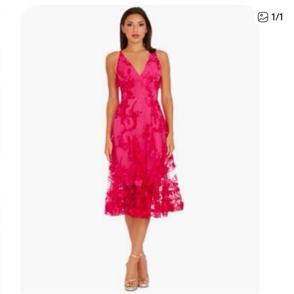 NWOT - Dress the Population Audrey  lace/flower midi dress - Pink